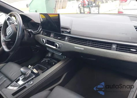 2024 Audi A5 Premium Plus 45 z USA, uszkodzony, nr VIN WAUFACF52RA010142